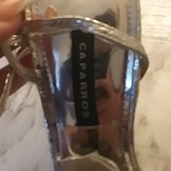 Heels - Picture 3 of 3